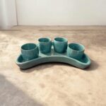 طقم 4 أكواب فخار مع صينية